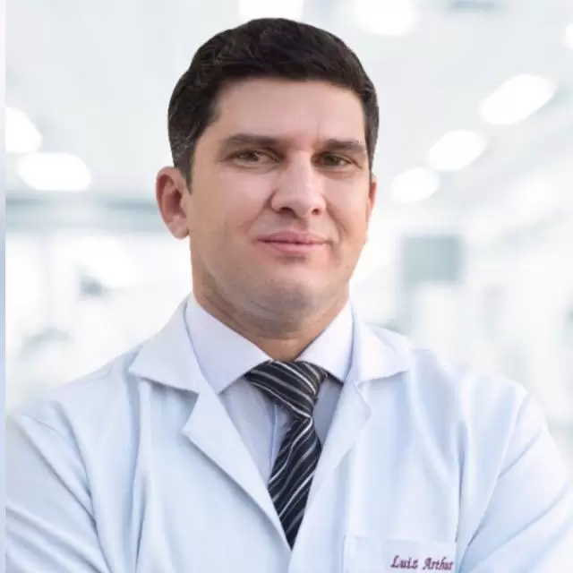 foto-Dr.-Luiz-Arthur-Calheiros.jpeg.webp foto-Dr.-Luiz-Arthur-Calheiros.jpeg.webp